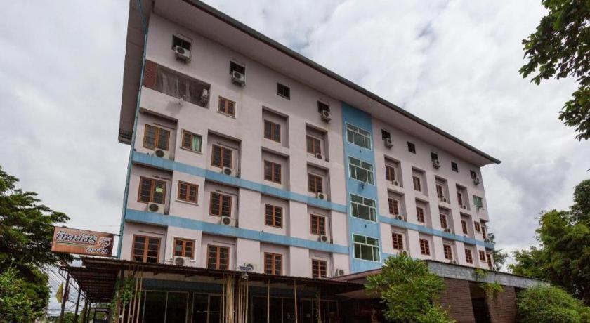 Oyo 75356 Thipsiri Lodge Čiang Mai Exteriér fotografie